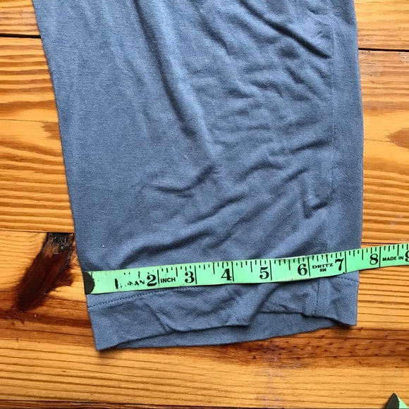 Lisa Rinna Collection Soft Gray Stretch Jumpsuit, EUC, M - Picture 12 of 16